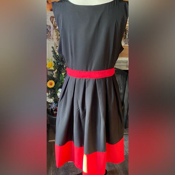NWT Tokyo Talkies Sz XL Black Red Fully Lined Belted Sleeveless Sample Dress - Picture 6 of 13